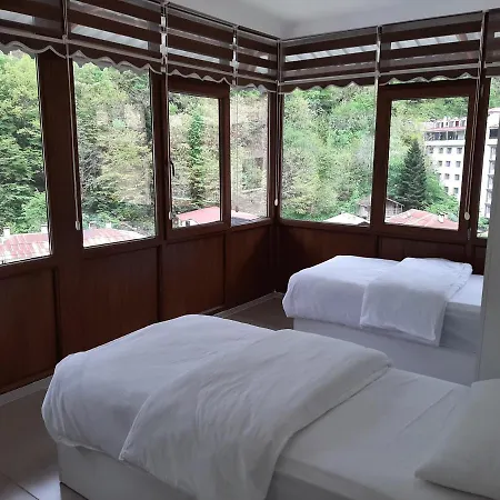 Aparthotel Mavi Koesk Uzungoel Zewnętrze zdjęcie
